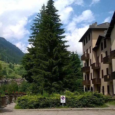Tettuccio Montesole Aparthotel ปอนเตดีเลโญ ภายนอก รูปภาพ