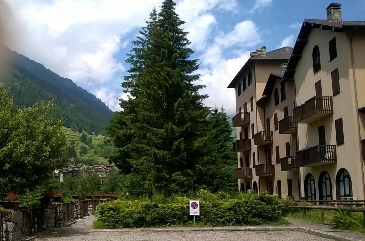 Tettuccio Montesole Aparthotel ปอนเตดีเลโญ ภายนอก รูปภาพ