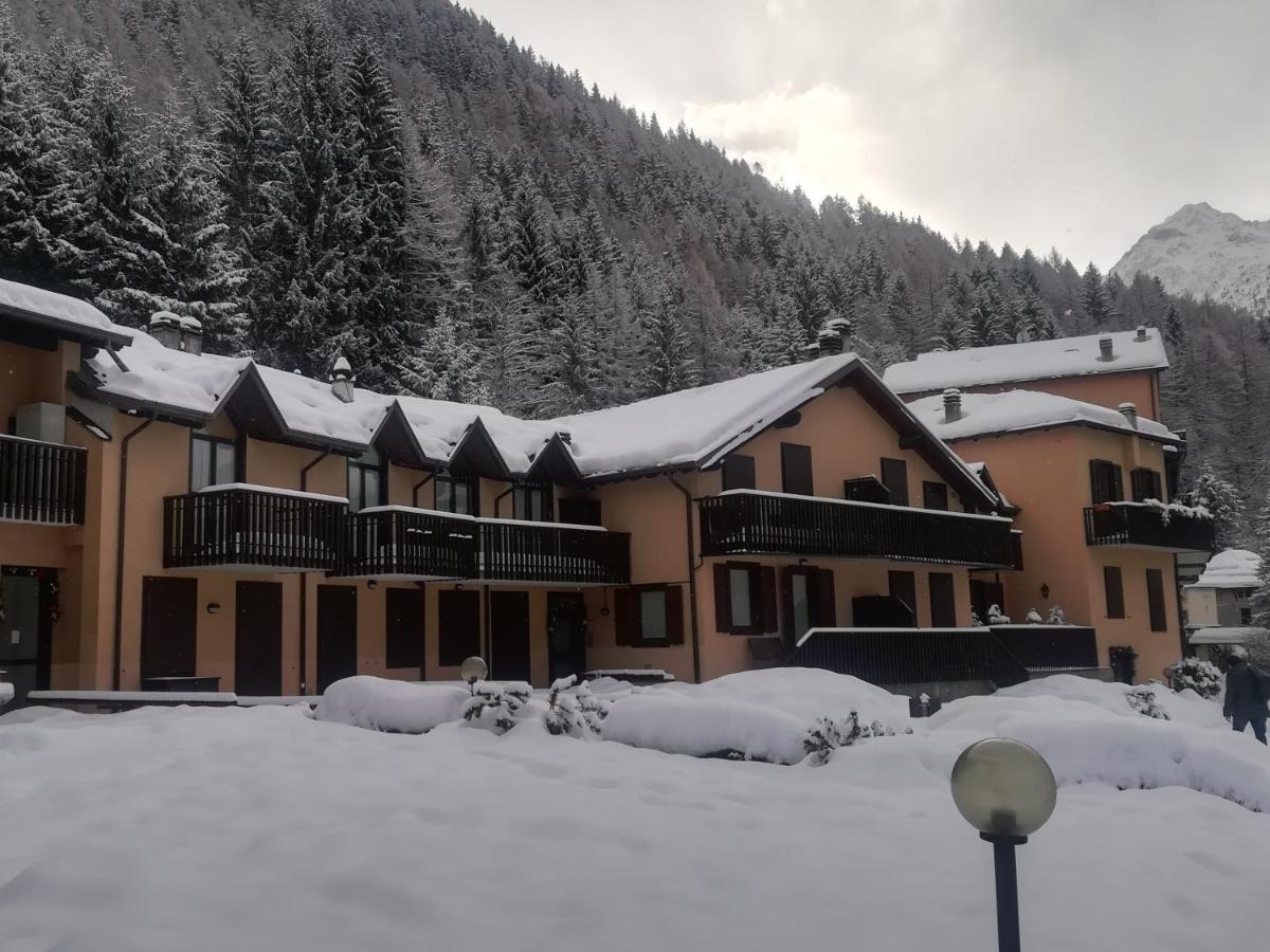 Tettuccio Montesole Aparthotel ปอนเตดีเลโญ ภายนอก รูปภาพ